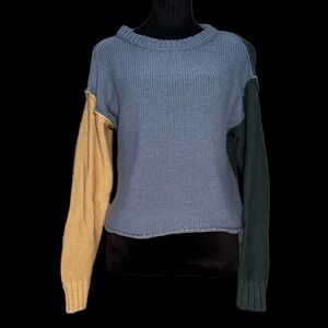 American Eagle light weight knitted sweater, block colors